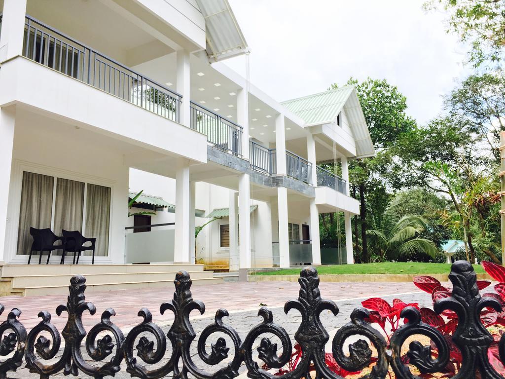 Holiday Vagamon Exterior photo