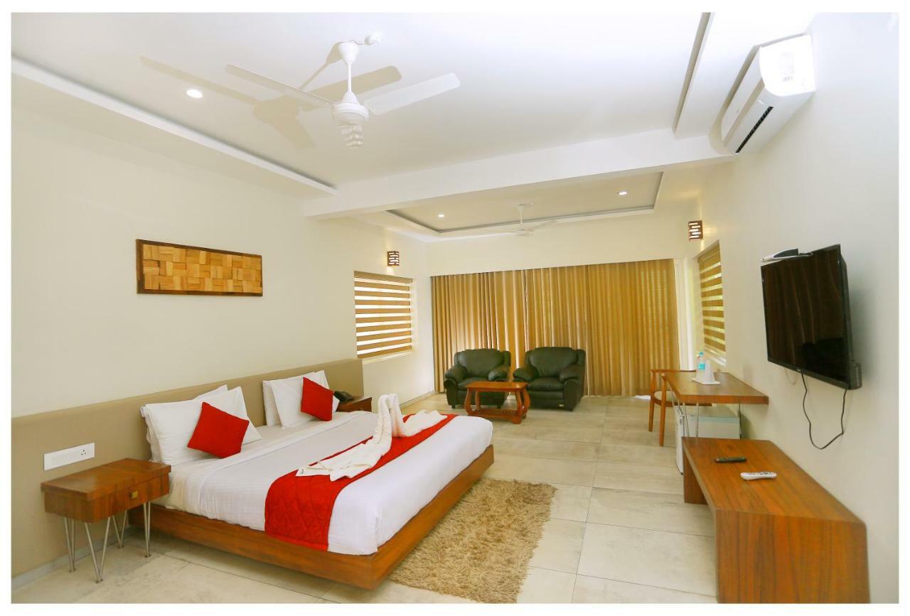 Holiday Vagamon Exterior photo